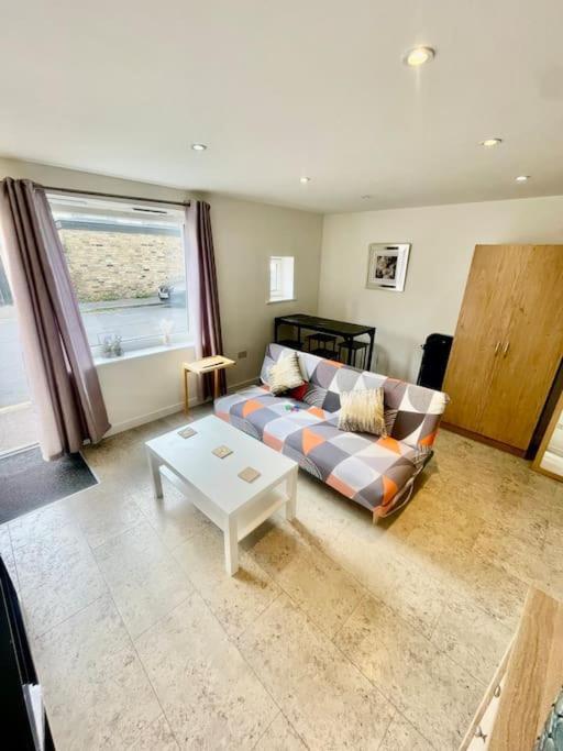 Cambridge City Centre Studio, Sleeps 3 Extérieur photo